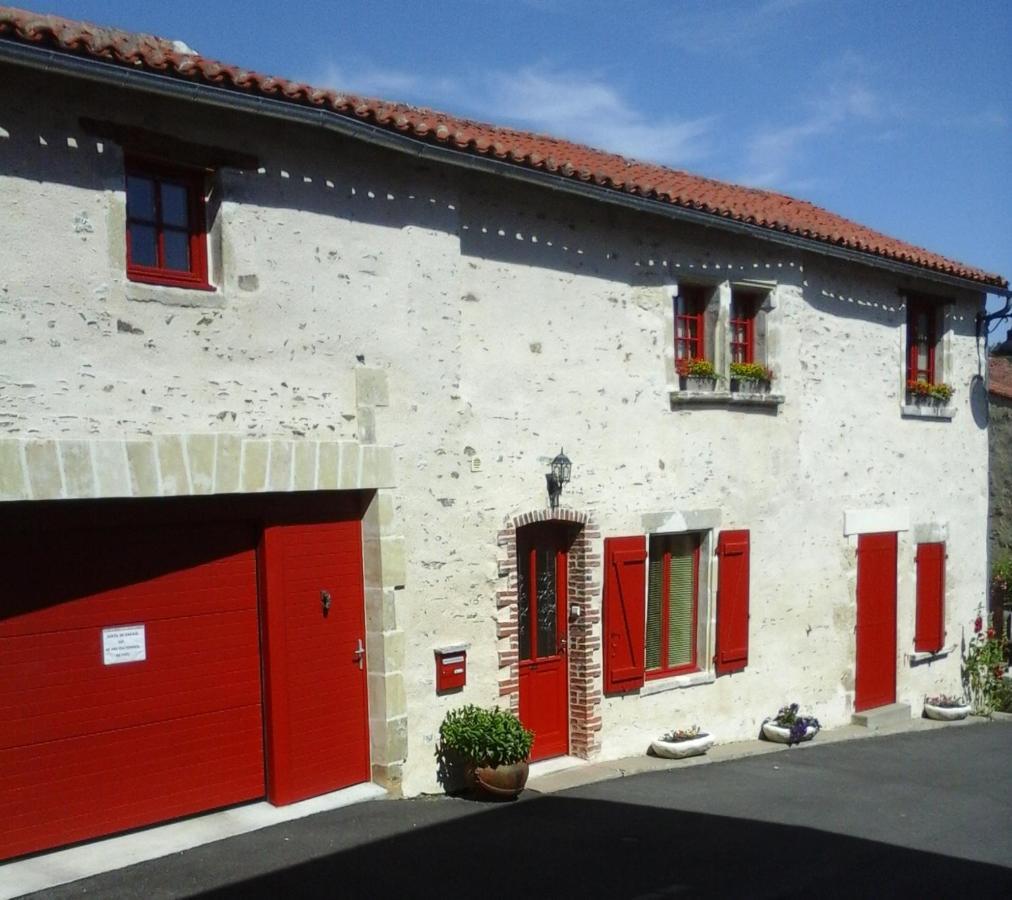 Chambres De La Porte Aux Moines Vouvant 外观 照片